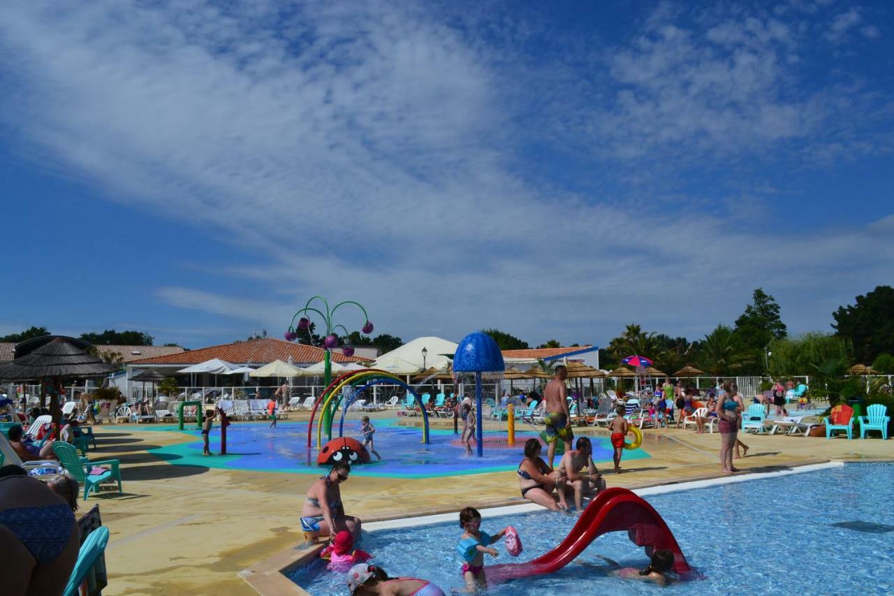 Camping Les Charmettes- Les Mathes Zewnętrze zdjęcie